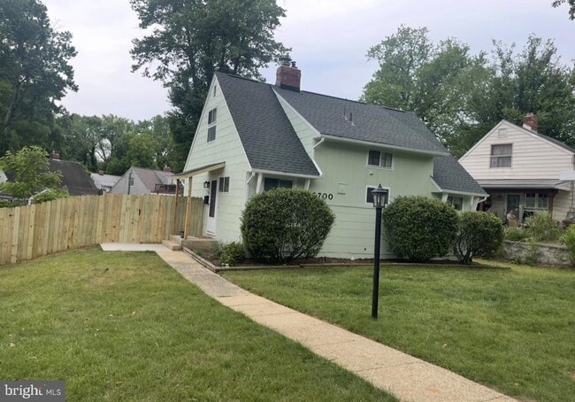 Building Photo - 5700 Stillwell Rd