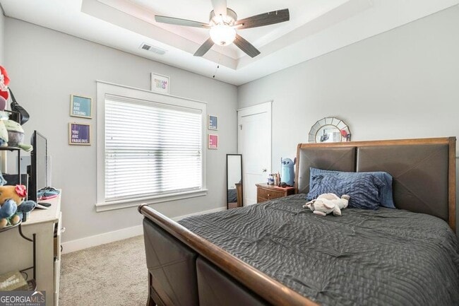 Building Photo - 306 Rustic Live Oak Trl