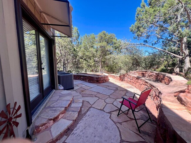 Building Photo - Furnished, 1-Year Long-Term Rental