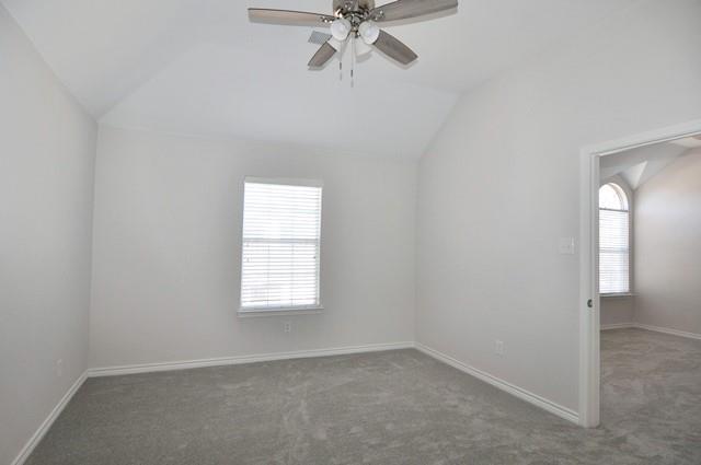 Building Photo - 521 Mustang Ridge Dr