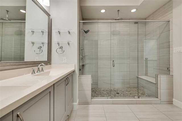 Building Photo - 5858 Orion Pl