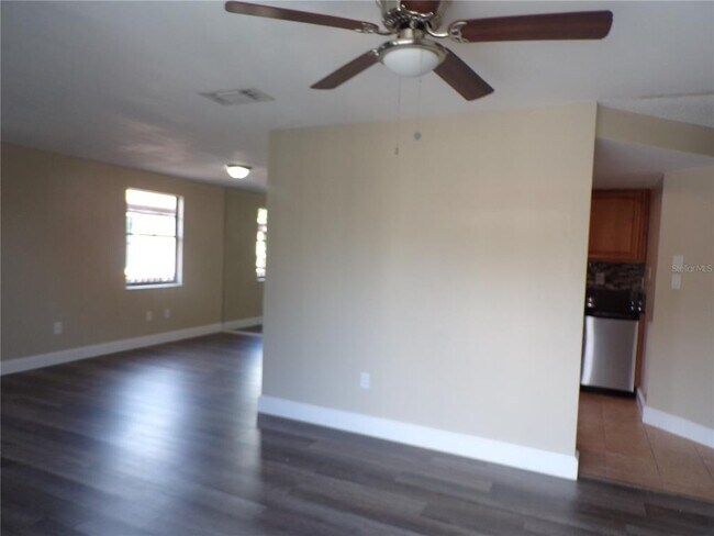 Building Photo - 4022 Beaver Ln