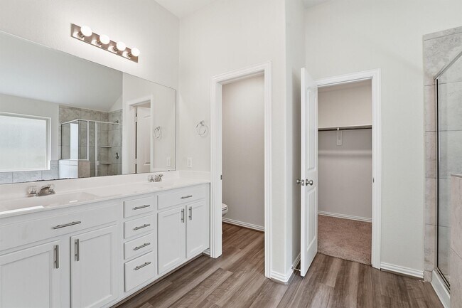 Building Photo - 28106 Aspen Horizon Dr