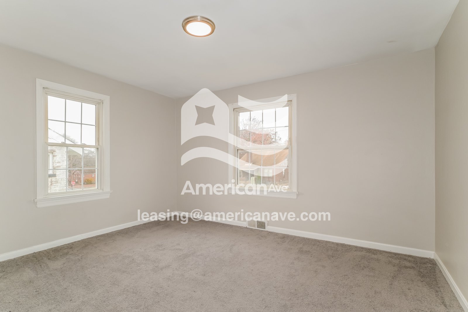 Building Photo - 2370 S Milton Ave