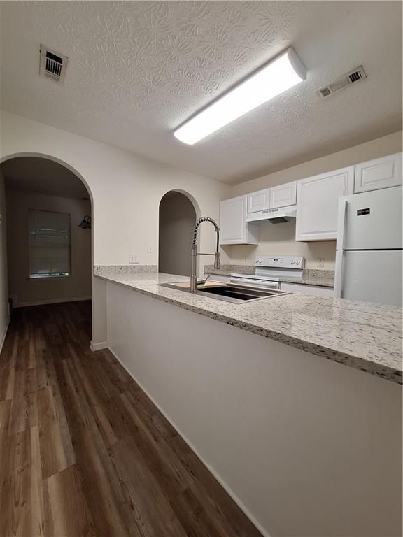 Building Photo - 971 Windwood Ct