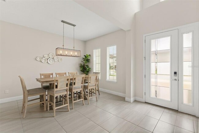 Building Photo - 8373 Ludington Cir