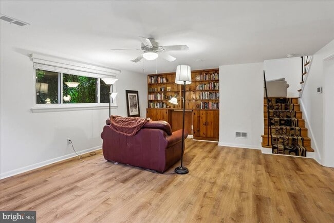 Building Photo - 1703 Tilton Dr