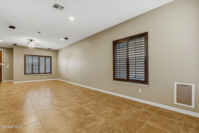 Building Photo - 14208 Poets Rock Ln