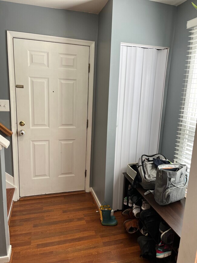 Building Photo - 2514 Thicket Greene