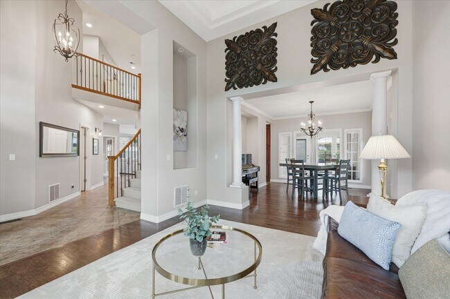 Building Photo - 2212 Ridgetrail Dr
