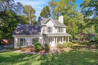 Building Photo - 901 Chalice St