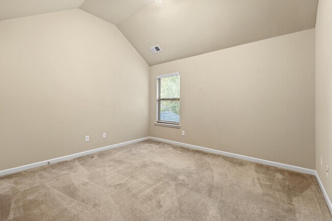 Building Photo - 1023 Iris Glen Dr