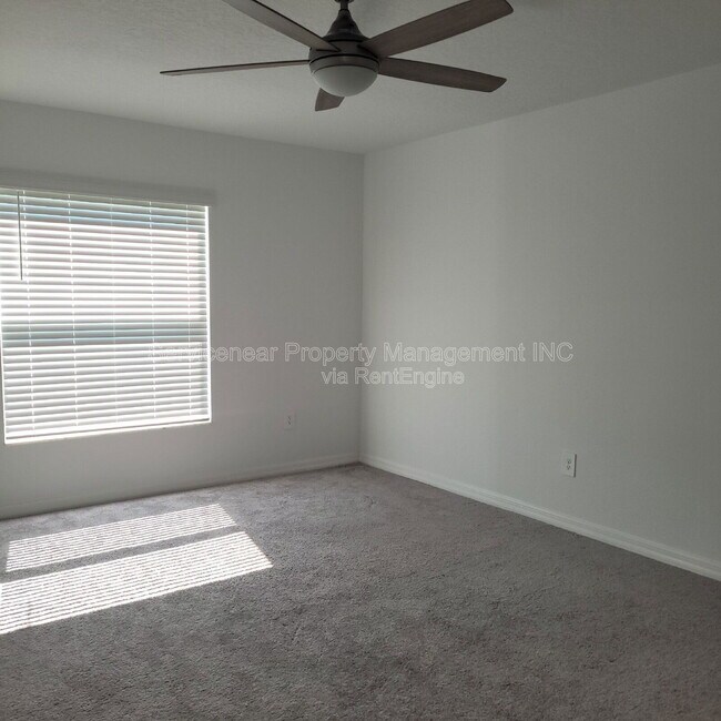 Building Photo - 2240 Gatsby Ln