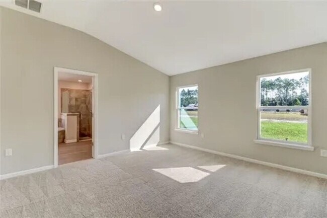 Building Photo - Beautiful 4-Bedroom Home in Gated Communit...