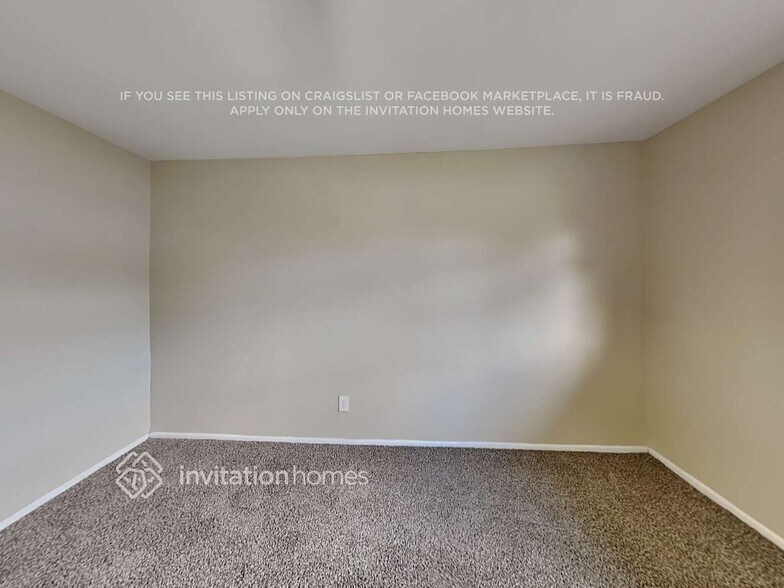 Building Photo - 1435 SE 12th St