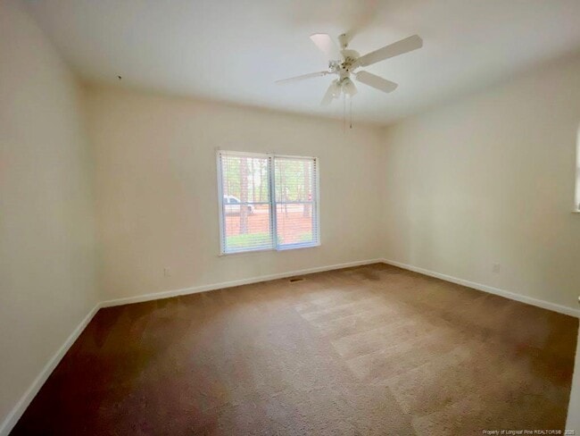 Building Photo - 420 Sugar Pine Dr