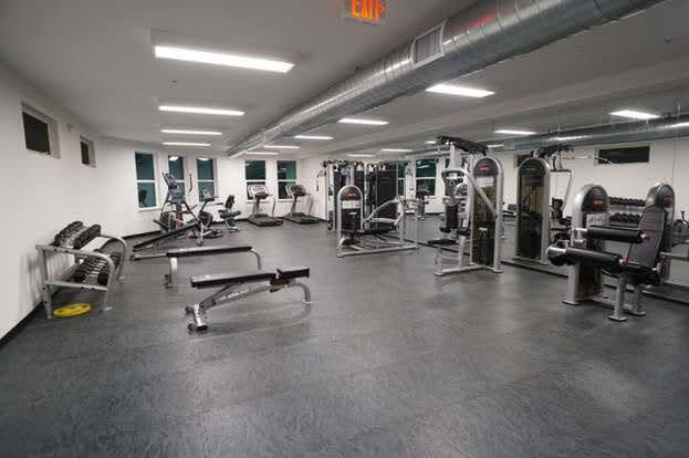 Gym - 2585 El Camino Real