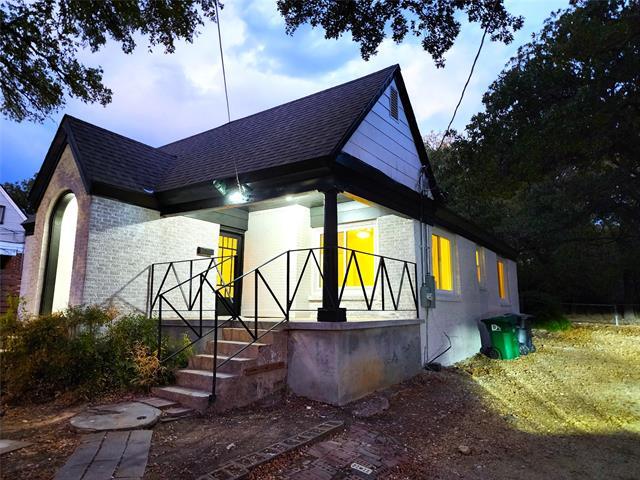 Building Photo - 2114 N Elm St