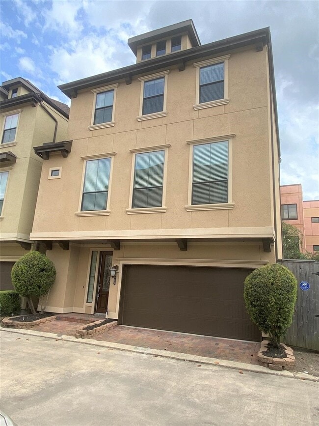 Building Photo - 3002 Soutine St