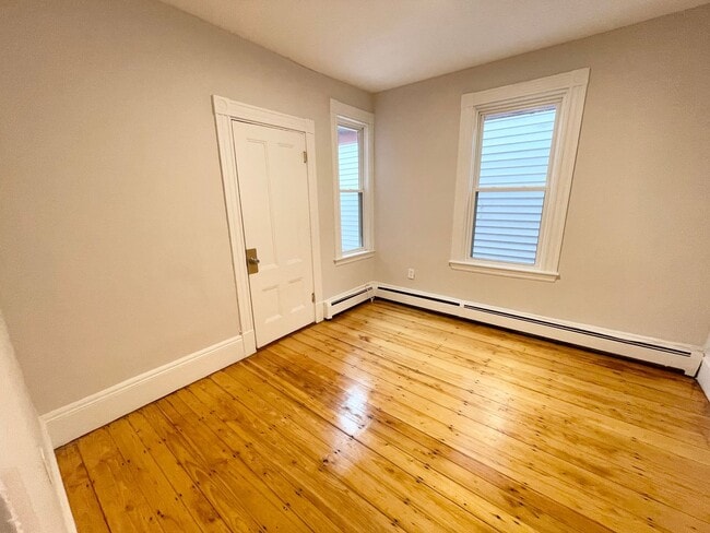 Building Photo - 1754 Tremont St
