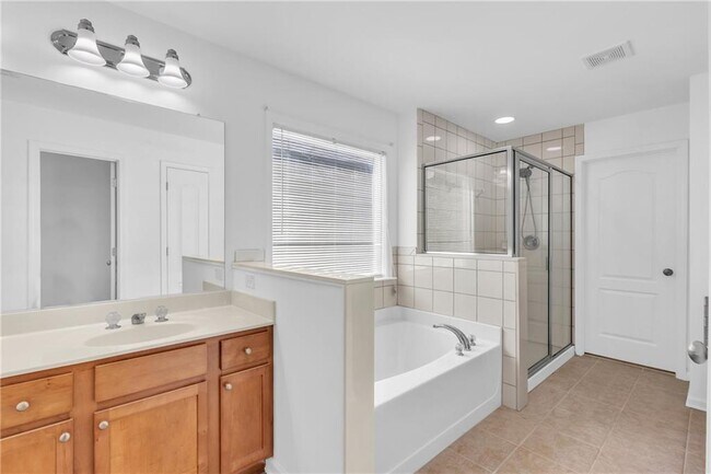 Building Photo - 5480 Beaver Ridge Dr