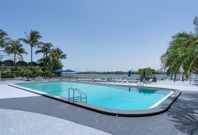 Building Photo - 1200 West Ave