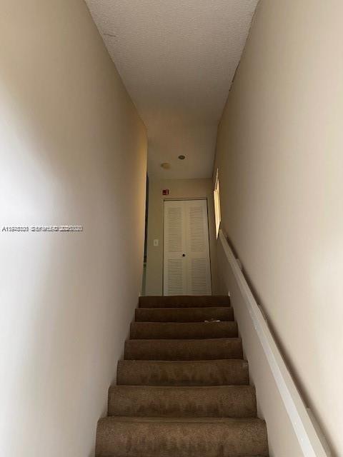 Building Photo - 7630 Westwood Dr