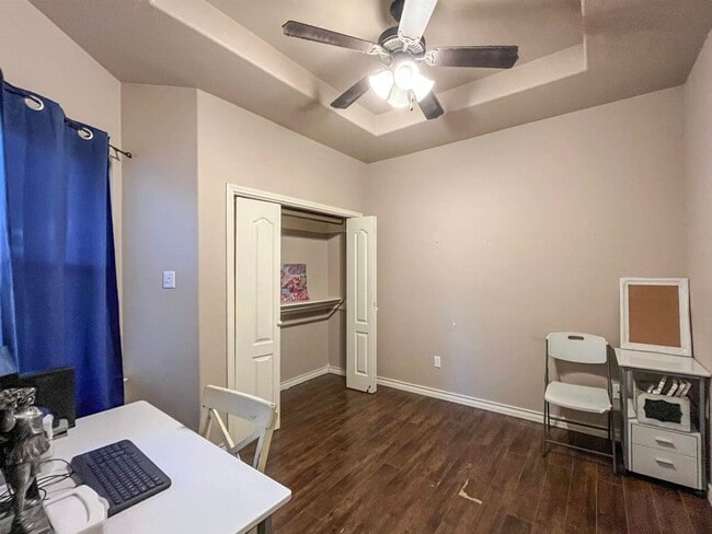 Building Photo - 3006 Imperial Dr