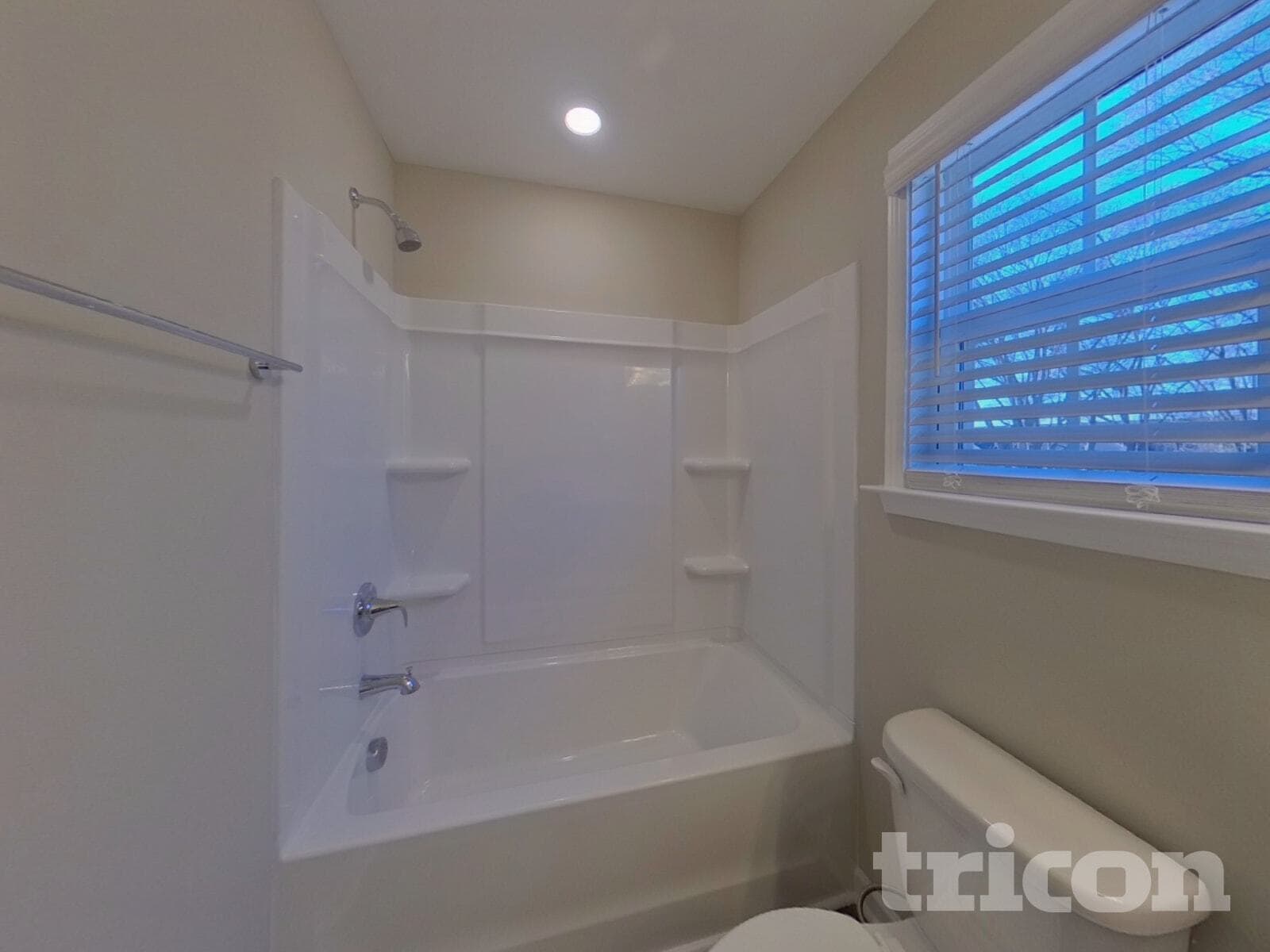 Building Photo - 2 Beautyberry St