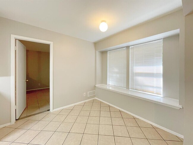 Building Photo - 11108 Blossom Bell Dr