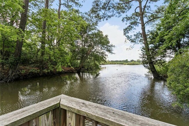 Building Photo - 1303 Tides Edge Ct