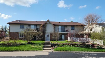 Building Photo - 5586 Guilford Rd