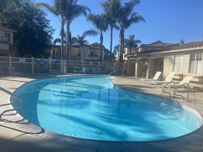 Building Photo - 310 W McCoy Ln