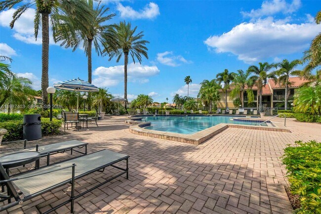 Building Photo - 1247 SW 46th Ave