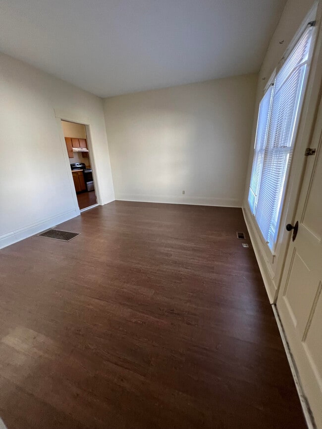 Building Photo - 311 N Hamilton St