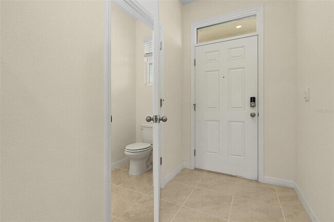 Building Photo - 2206 Tay Wes Dr