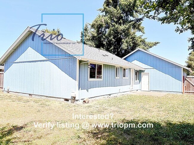 Building Photo - 3887 N Clarey St