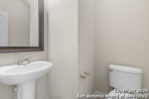 Building Photo - 642 Fort Concho