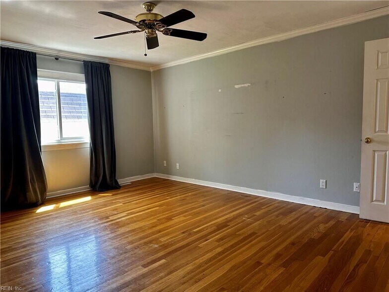Building Photo - 436 Longleaf Rd
