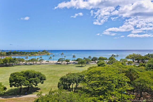 Building Photo - Luxurious Resort Lifestyle - Park Lane Ala...