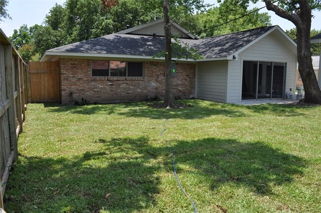 Building Photo - 4818 Spellman Rd