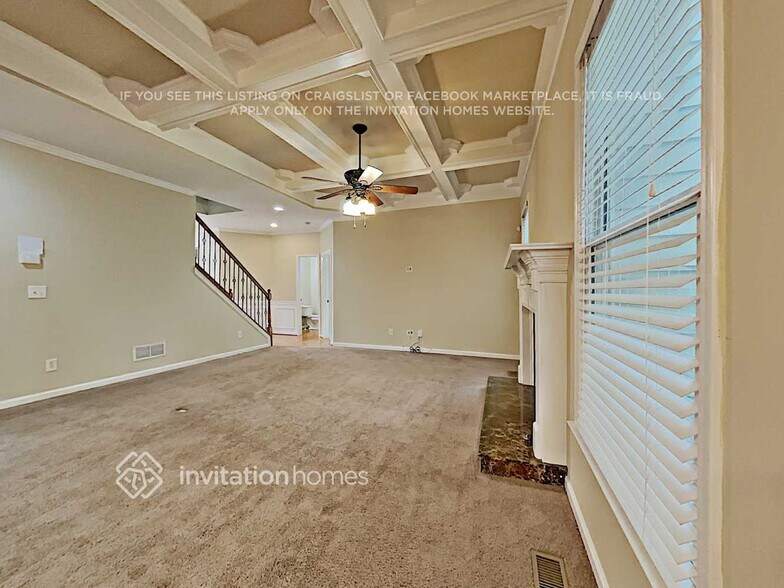 Building Photo - 11 Red Fountain Ln