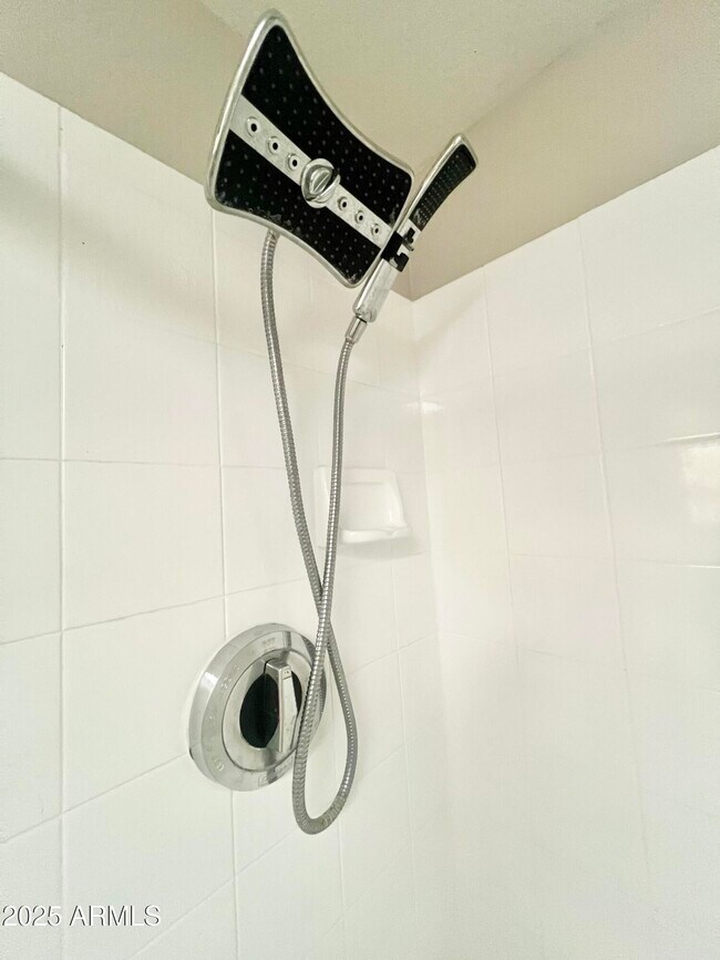 Building Photo - 2855 S Ext Rd