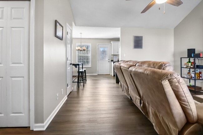 Building Photo - 3741 Cave Mill Ct