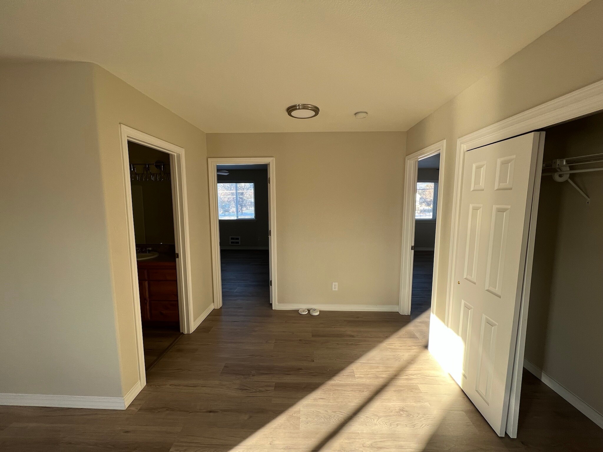 Building Photo - 288 Doran Ln