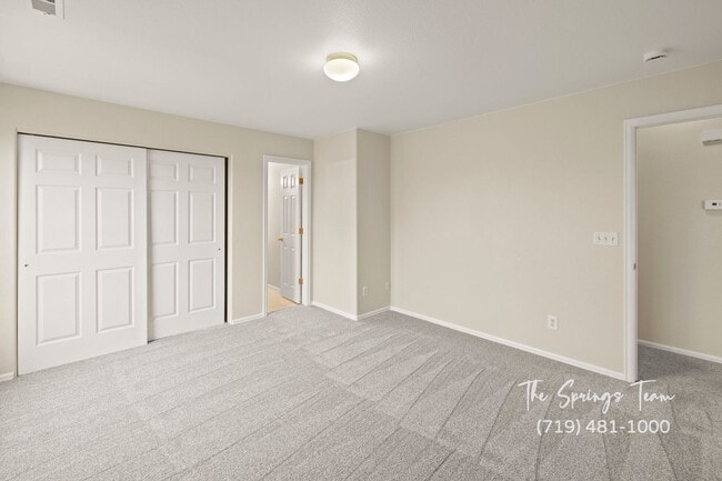 Building Photo - CHARMING 3BD/2BA CONDO featuring FRESH UPDATES - Security Deposit Waiver Available