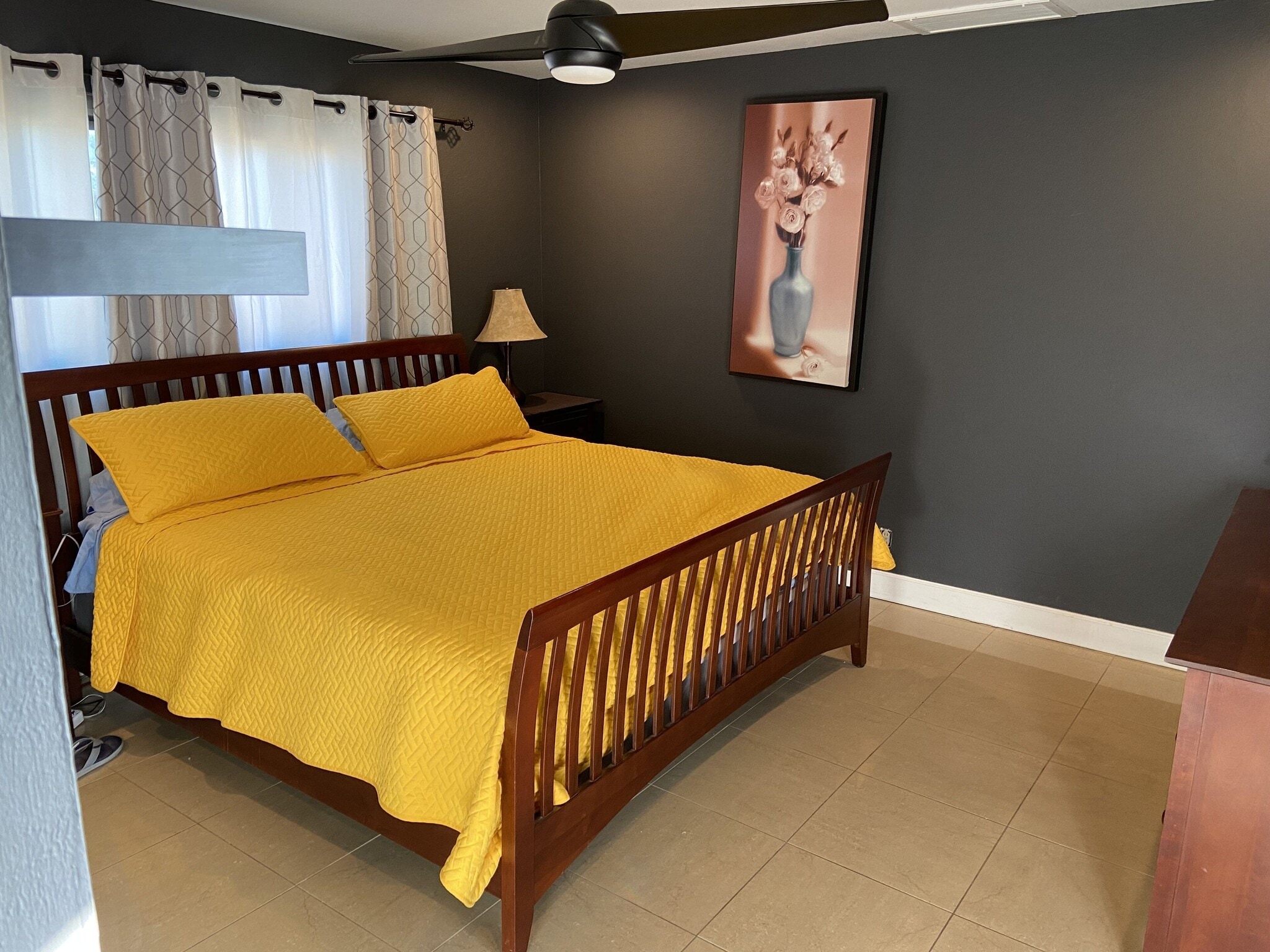 Building Photo - 6613 E Belleview St