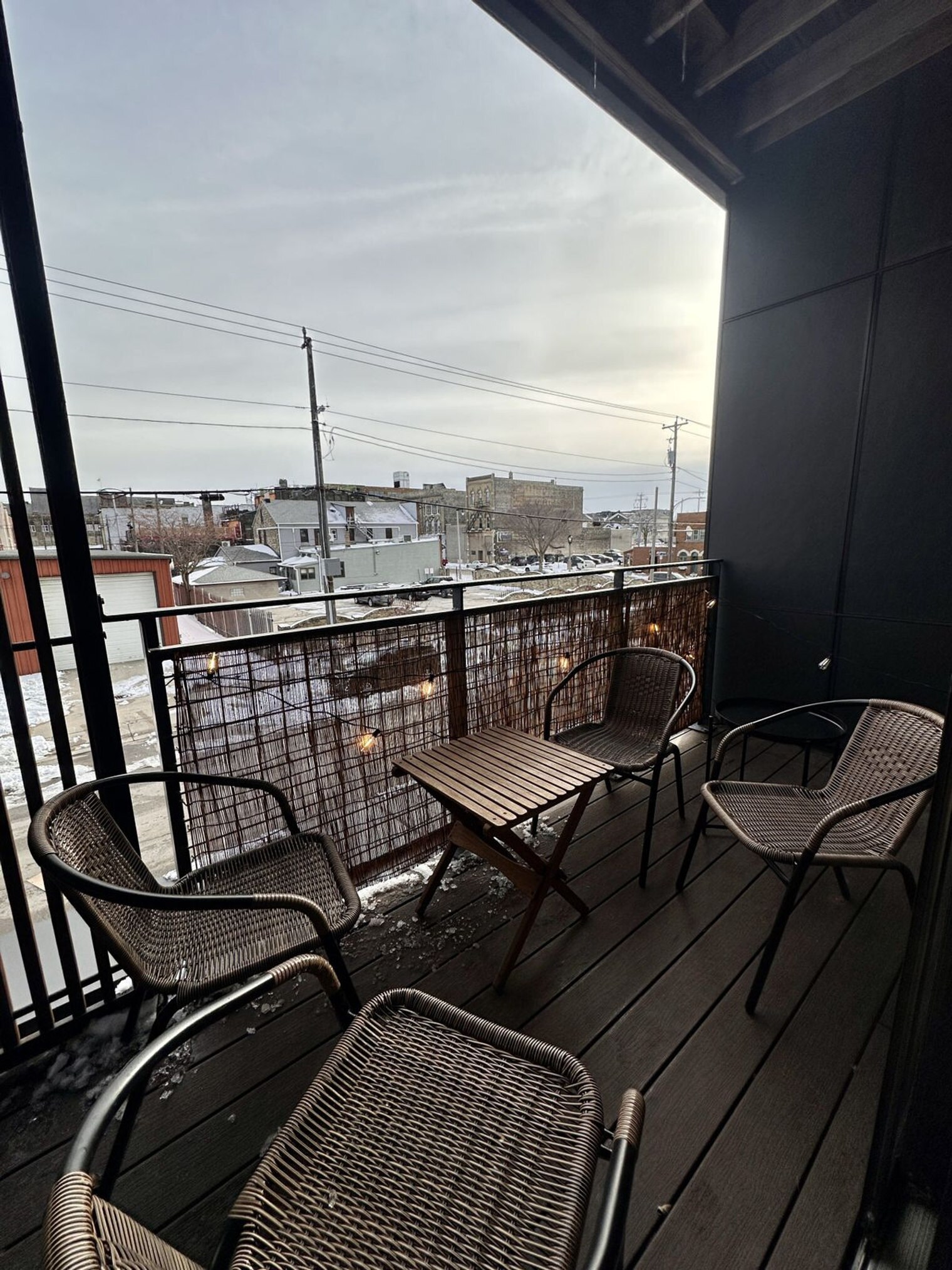 Building Photo - 324 S 2nd St