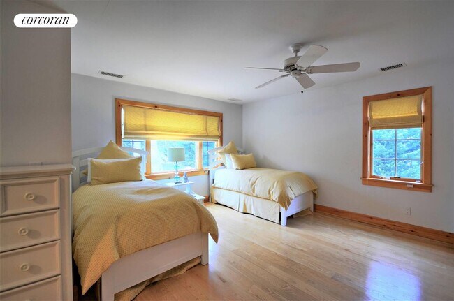 Building Photo - 120 Wooleys Dr