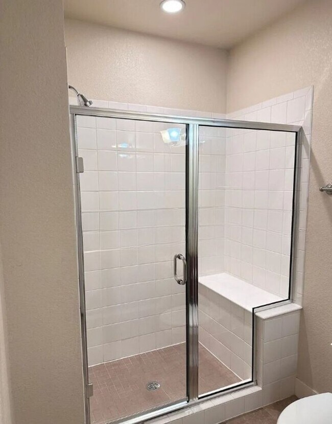 Building Photo - Long Realty & Property Management - Bluepr...